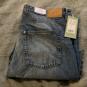 Women’s H&M jeans